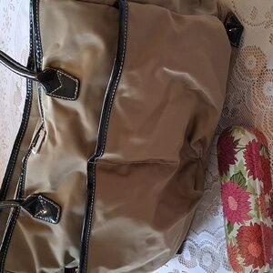 Kenneth Cole Reaction  Tan Nylon Tote Bag, Binus Vera Bradley Tin Case